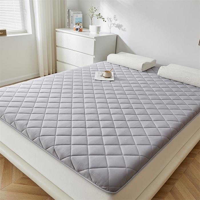 91家纺网 家纺一手货源 找家纺 寐珂 2025新款水洗棉大豆床垫 双人款 太空灰