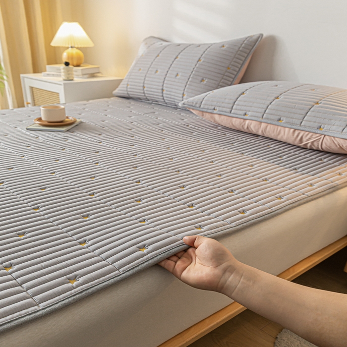 91家纺网 家纺一手货源 找家纺 鑫钰 2024新款1公分厚乳胶床垫薄款席梦思保护垫床护垫-星愿 乳胶床褥-星愿-柏林灰