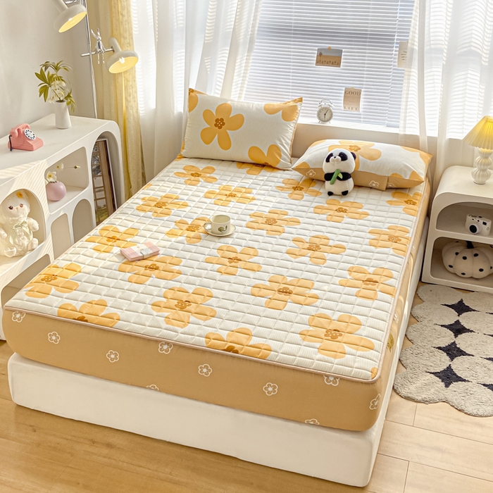 91家纺网 家纺一手货源 找家纺 鑫钰 2024新款全棉印花大豆夹棉床笠床垫保护罩 花香爱恋-黄