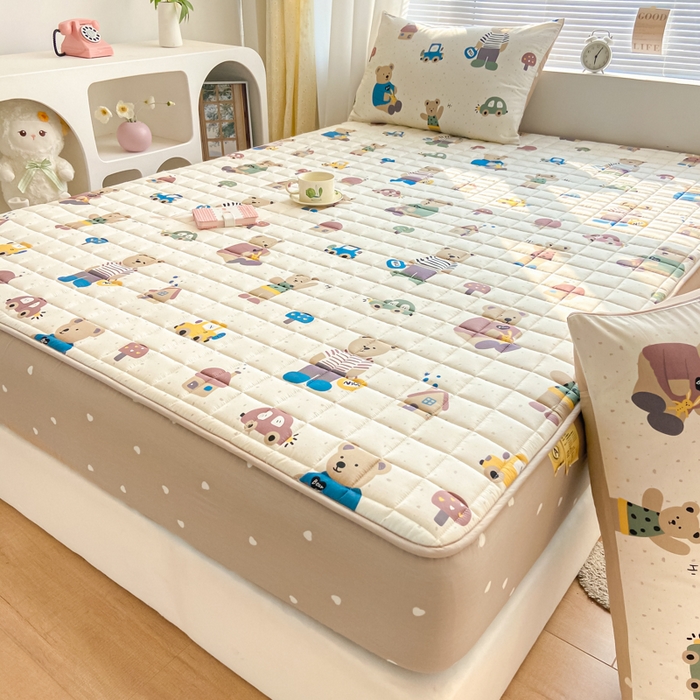 91家纺网 家纺一手货源 找家纺 鑫钰 2024新款全棉印花大豆夹棉床笠床垫保护罩 熊熊家园