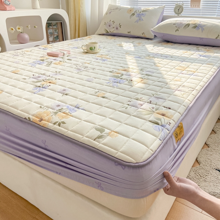 91家纺网 家纺一手货源 找家纺 鑫钰 2024新款全棉印花大豆夹棉床笠床垫保护罩 迷雾花漾