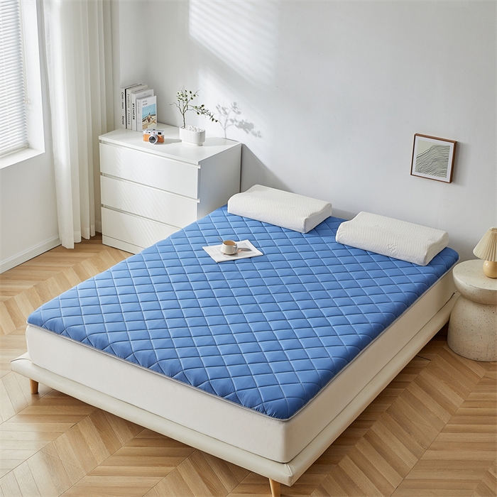 91家纺网 家纺一手货源 找家纺 寐珂 2025新款水洗棉大豆床垫 双人款 牛仔蓝