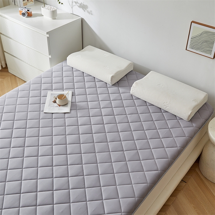 91家纺网 家纺一手货源 找家纺 寐珂 2025新款水洗棉大豆床垫 双人款 太空灰