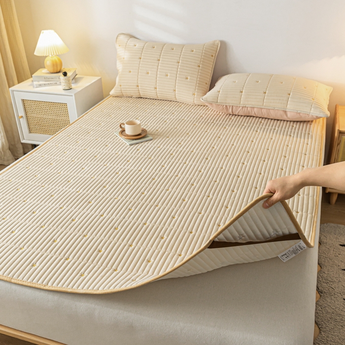 91家纺网 家纺一手货源 找家纺 鑫钰 2024新款1公分厚乳胶床垫薄款席梦思保护垫床护垫-星愿 乳胶床褥-星愿-奶糖咖