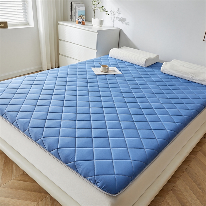 91家纺网 家纺一手货源 找家纺 寐珂 2025新款水洗棉大豆床垫 双人款 牛仔蓝