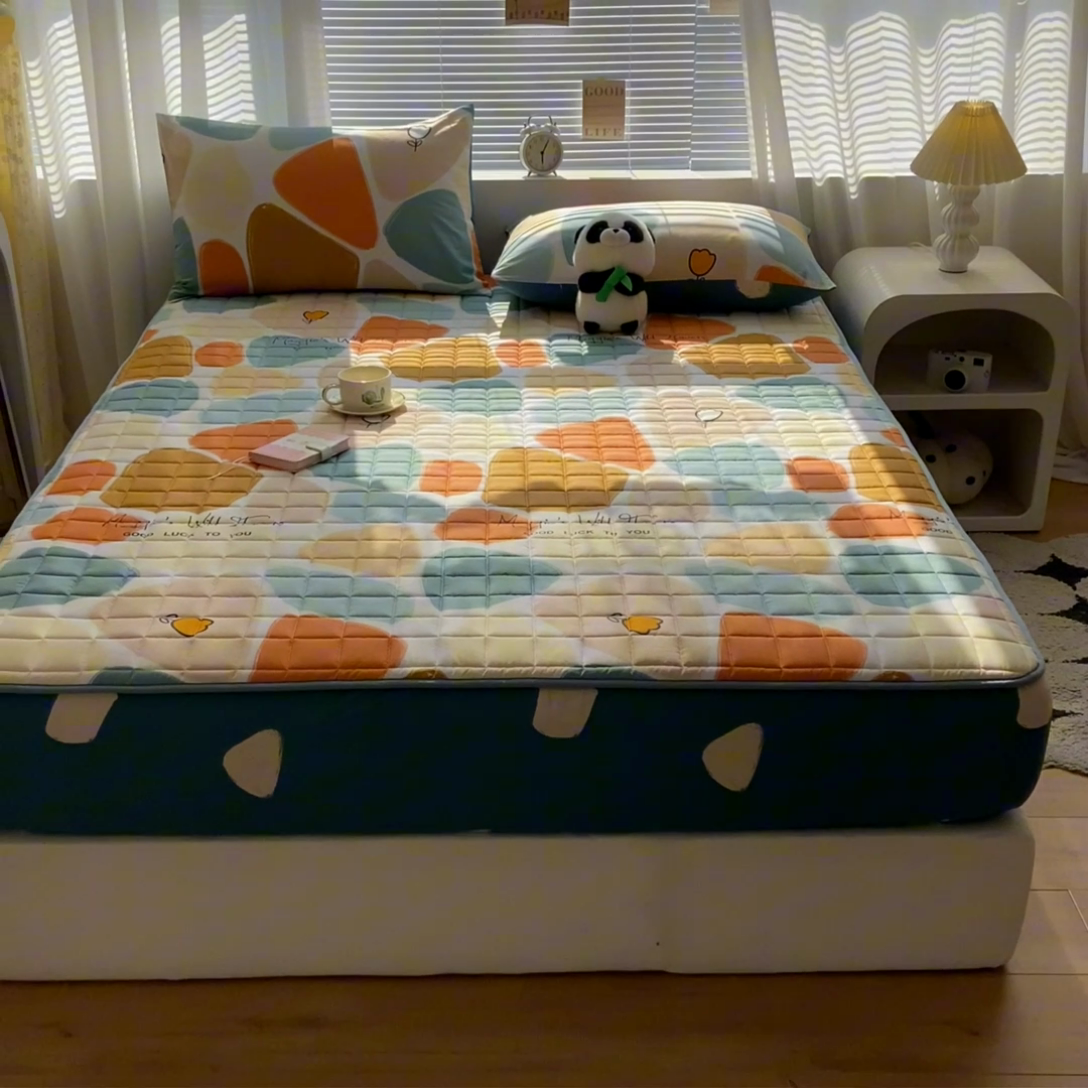 91家纺网 家纺一手货源 找家纺 鑫钰 2024新款全棉印花大豆夹棉床笠床垫保护罩 雨花石