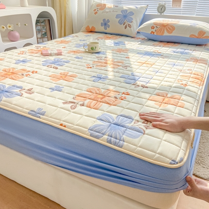 91家纺网 家纺一手货源 找家纺 鑫钰 2024新款全棉印花大豆夹棉床笠床垫保护罩 悠然花香