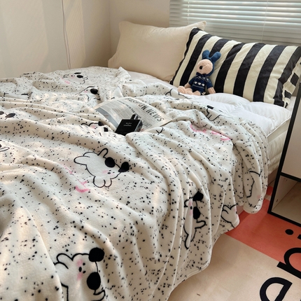 91家纺网 家纺一手货源 找家纺 桃喜 2024新款双面牛奶绒毛毯 可爱修狗