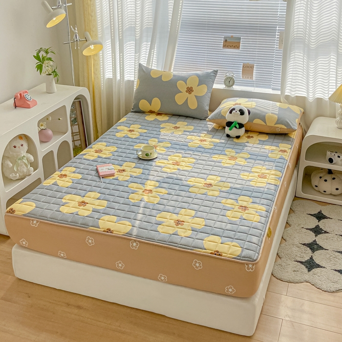 91家纺网 家纺一手货源 找家纺 鑫钰 2024新款全棉印花大豆夹棉床笠床垫保护罩 花香爱恋-灰