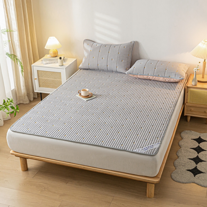 91家纺网 家纺一手货源 找家纺 鑫钰 2024新款1公分厚乳胶床垫薄款席梦思保护垫床护垫-星愿 乳胶床褥-星愿-柏林灰