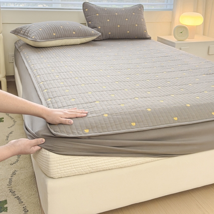 金丝鸟家纺 2024新款2024新款A类磨毛大豆防水夹棉床笠-小熊 小熊 灰色