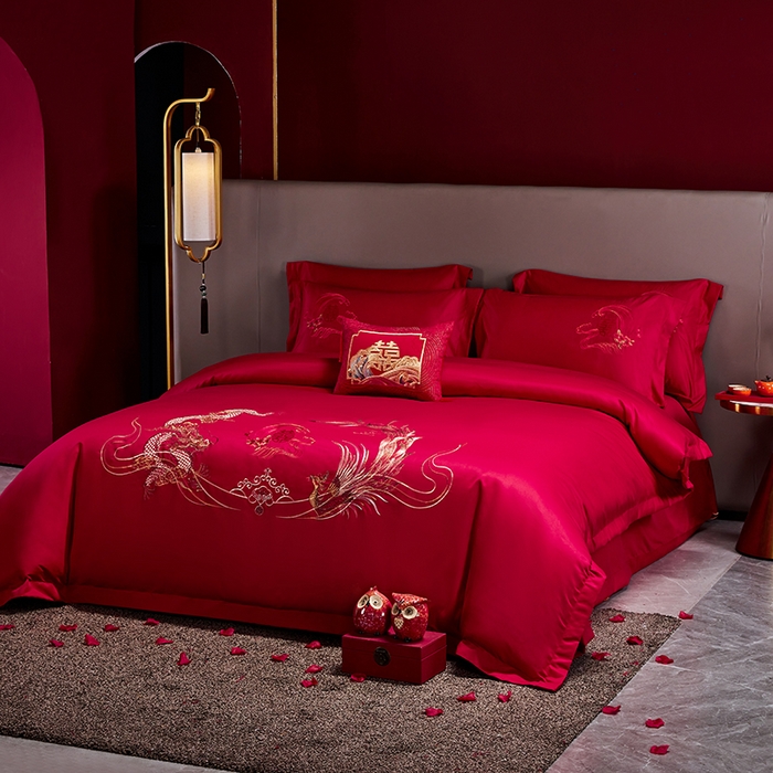 91家纺网 家纺一手货源 找家纺 晶缦家纺 2024新款亲肤舒适棉刺绣花婚庆四件套系列 龙威凤采-绣花花边床单款