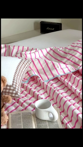 91家纺网 家纺一手货源 找家纺 洋铭区 2024新款贝壳边全棉印花夏被 玫红小条