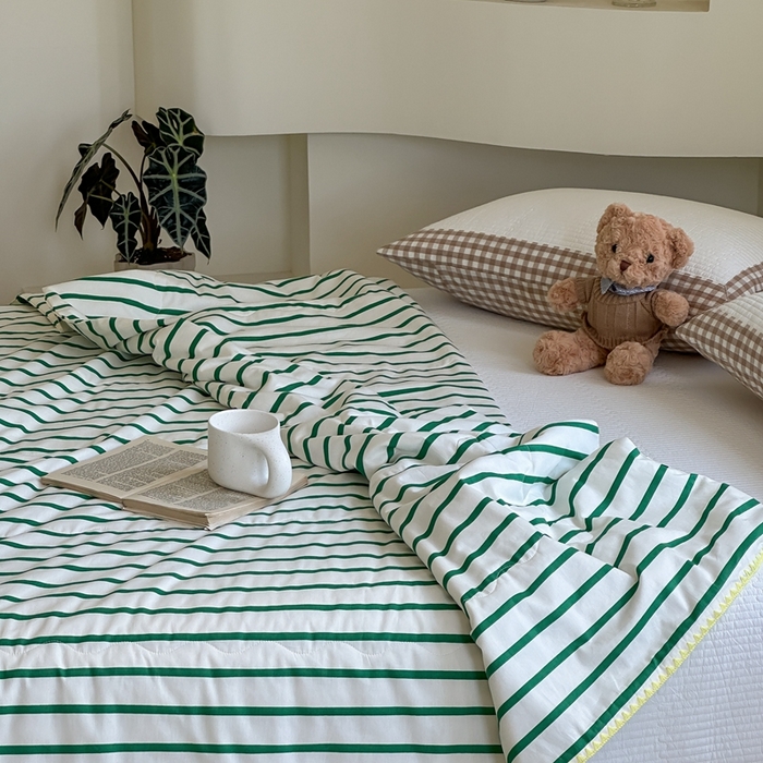 91家纺网 家纺一手货源 找家纺 洋铭区 2024新款贝壳边全棉印花夏被 绿小条