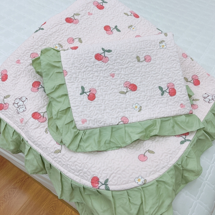 91家纺网 家纺一手货源 找家纺 暖居 2024新款夏季凉感云小棉森氧棉50棉50天丝床盖三件套 樱桃小熊粉