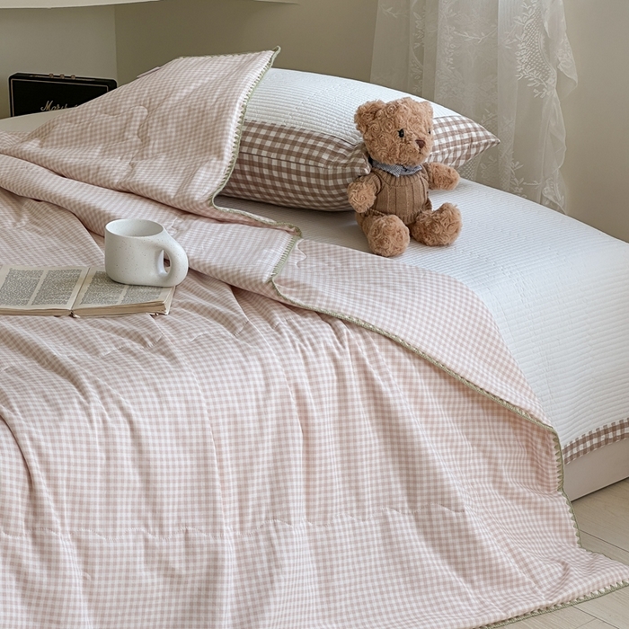 91家纺网 家纺一手货源 找家纺 洋铭区 2024新款贝壳边全棉印花夏被 杏小格