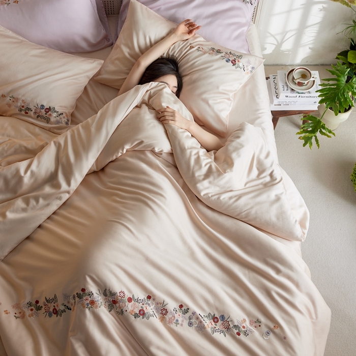 91家纺网 家纺一手货源 找家纺 云胡 2024新款进口莱赛尔纤维棉四件套-四月 泡芙粉