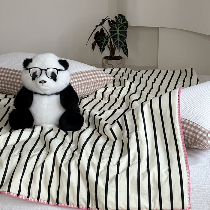 91家纺网 家纺一手货源 找家纺 洋铭区 2024新款贝壳边全棉印花夏被 黑小条