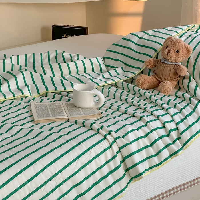 91家纺网 家纺一手货源 找家纺 洋铭区 2024新款贝壳边全棉印花夏被 绿小条