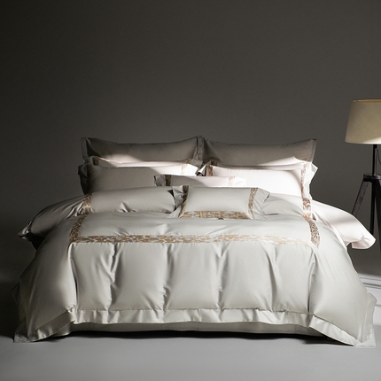 91家纺网 家纺一手货源 找家纺 淼铭家纺 2025新款新品高端新品甄棉四件套-影系列  影•银灰