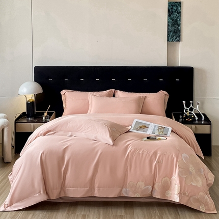 91家纺网 家纺一手货源 找家纺 金牛座 2025新款A类长绒棉全棉刺绣四件套【配礼盒】 锦瑟-浅豆沙