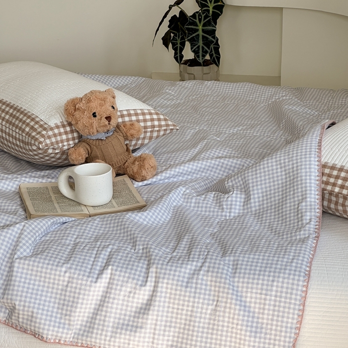 91家纺网 家纺一手货源 找家纺 洋铭区 2024新款贝壳边全棉印花夏被 蓝小格