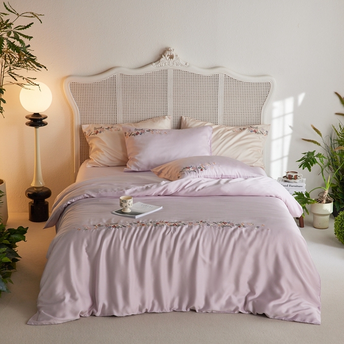 91家纺网 家纺一手货源 找家纺 云胡 2024新款进口莱赛尔纤维棉四件套-四月 安琪紫