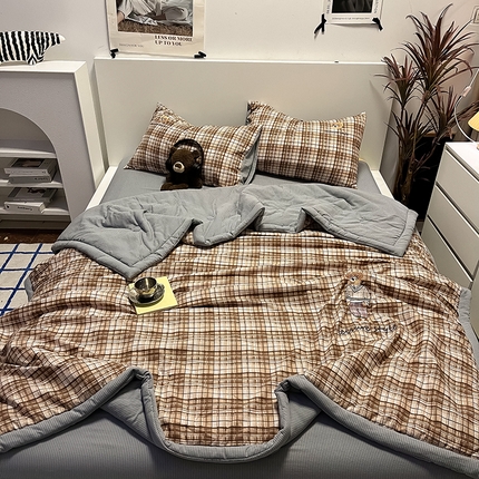 91家纺网 家纺一手货源 找家纺 （总）眠帛家居 2024新款水洗棉色织提花刺绣夏被四件套-安迪系列