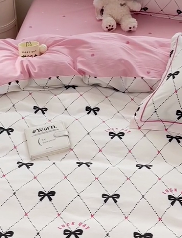 91家纺网 家纺一手货源 找家纺 乐童 2024新款直播爆款13070纯棉印花吊边款一字绣四件套-第七波 爱心蝴蝶结