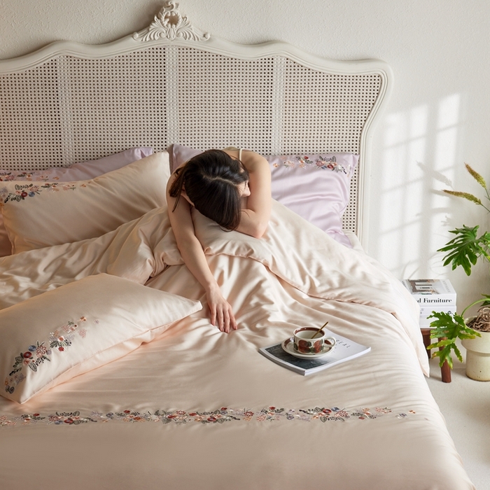 91家纺网 家纺一手货源 找家纺 云胡 2024新款进口莱赛尔纤维棉四件套-四月 泡芙粉