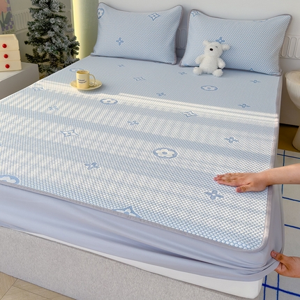 91家纺网 家纺一手货源 找家纺 蓝冰家纺 2025新款凉豆豆床笠三件套  花漾-天空蓝