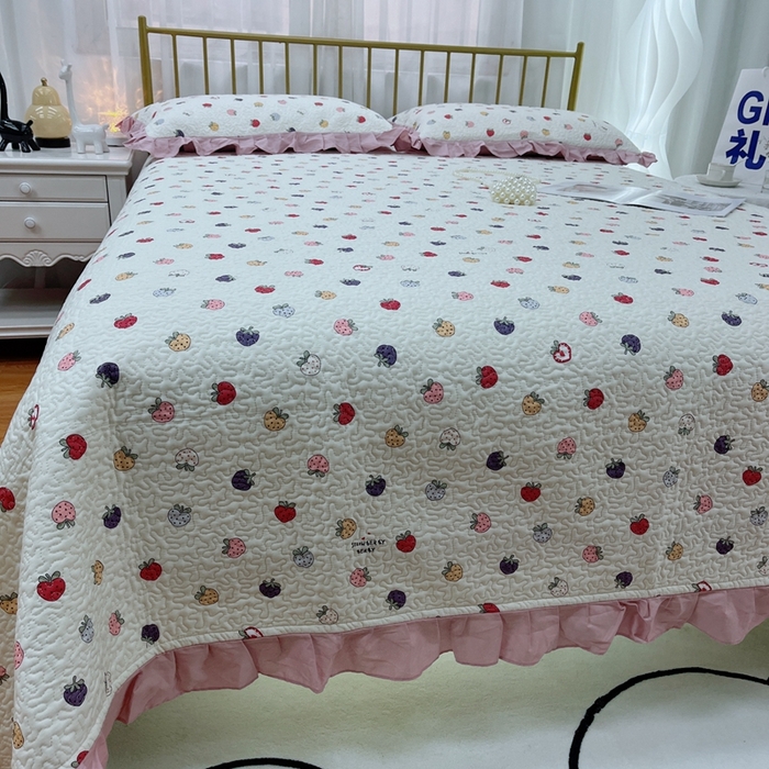 91家纺网 家纺一手货源 找家纺 暖居 2024新款夏季凉感云小棉森氧棉50棉50天丝床盖三件套 草莓芝士