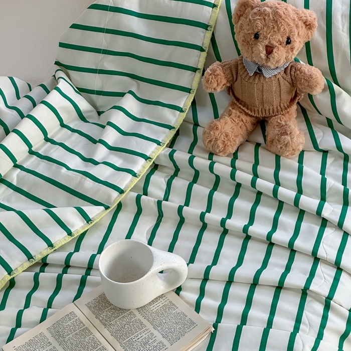 91家纺网 家纺一手货源 找家纺 洋铭区 2024新款贝壳边全棉印花夏被 绿小条