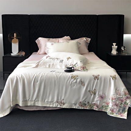 （总）馨蕊家居 2024新款80s兰精天丝刺绣夏被四件套-蝶舞花间