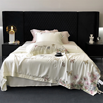 91家纺网 家纺一手货源 找家纺 馨蕊家居 2024新款80s兰精天丝刺绣夏被四件套-蝶舞花间 蝶舞花间-元气白桃