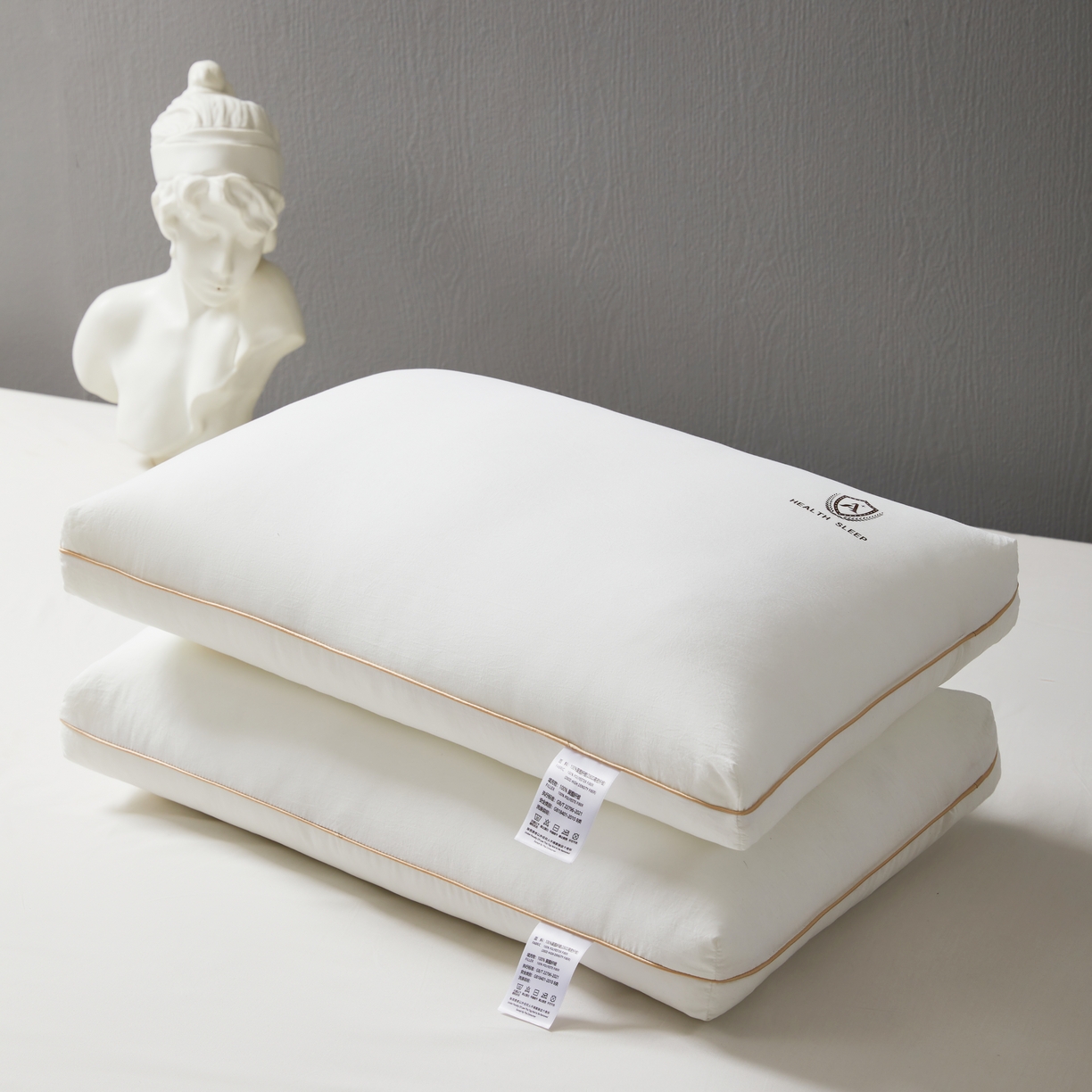 91家纺网 家纺一手货源 找家纺 星芯合家纺 2024新款水洗磨毛舒适弹弹枕 舒适弹弹枕48*74-高