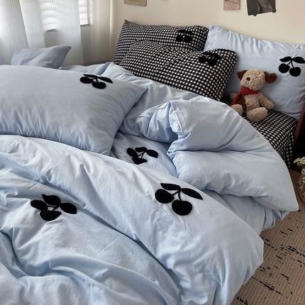 尤米 2024新款可爱樱桃系列水洗棉毛巾绣单被套 樱桃-蓝格