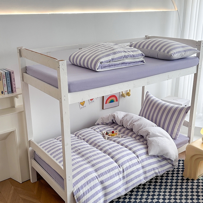 91家纺网 家纺一手货源 找家纺 玛奇朵 2024新款A类母婴级全棉双层皱皱纱学生宿舍三件套床品套件 韩系条纹-莫奈紫