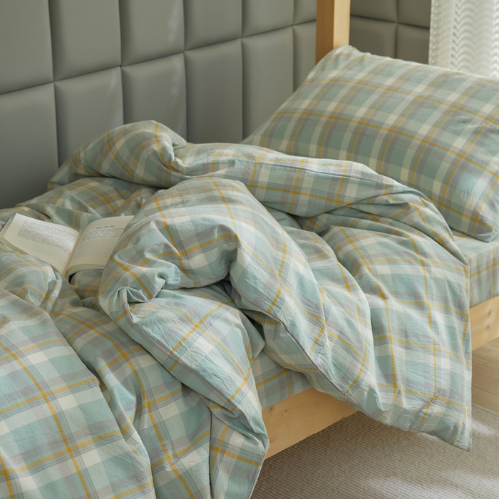 91家纺网 家纺一手货源 找家纺 柠萌家居 2025新品A类全棉色织水洗棉简约条纹格子无印良品风格学生季宿舍上下铺AA版三件套四件套 遇见绿格