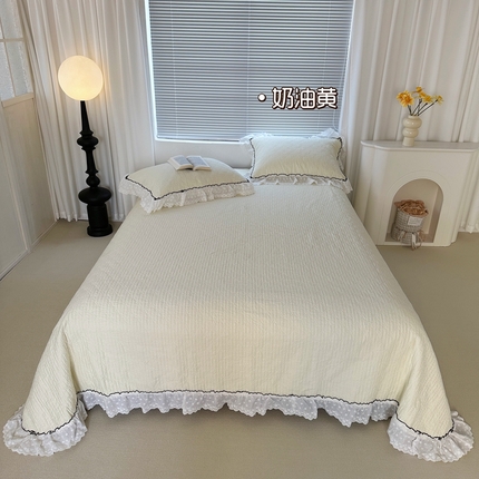 91家纺网 家纺一手货源 找家纺 （总）佰织鑫家居（会员-5元） 2024新款简约纯色全棉蝶恋花砂洗棉花床盖三件套