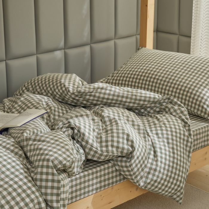 91家纺网 家纺一手货源 找家纺 柠萌家居 2025新品A类全棉色织水洗棉简约条纹格子无印良品风格学生季宿舍上下铺AA版三件套四件套 小绿格