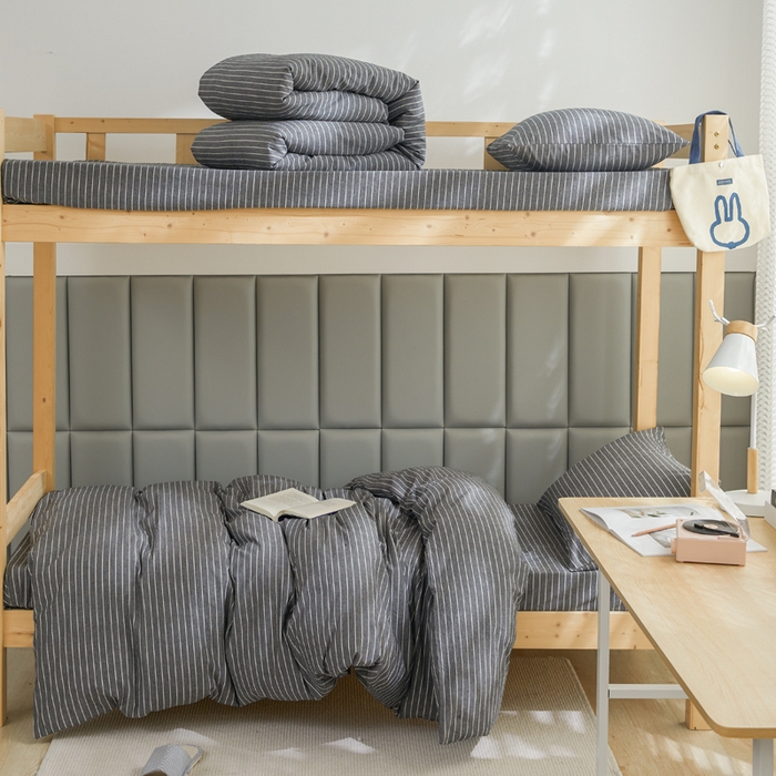 91家纺网 家纺一手货源 找家纺 柠萌家居 2025新品A类全棉色织水洗棉简约条纹格子无印良品风格学生季宿舍上下铺AA版三件套四件套 深灰细条