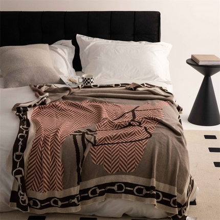 91家纺网 家纺一手货源 找家纺 暖绵绵家纺 2025新款羊毛混纺毛毯伯克系列 沙驼