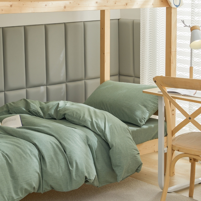 91家纺网 家纺一手货源 找家纺 柠萌家居 2025新品A类全棉色织水洗棉简约条纹格子无印良品风格学生季宿舍上下铺AA版三件套四件套 一抹绿