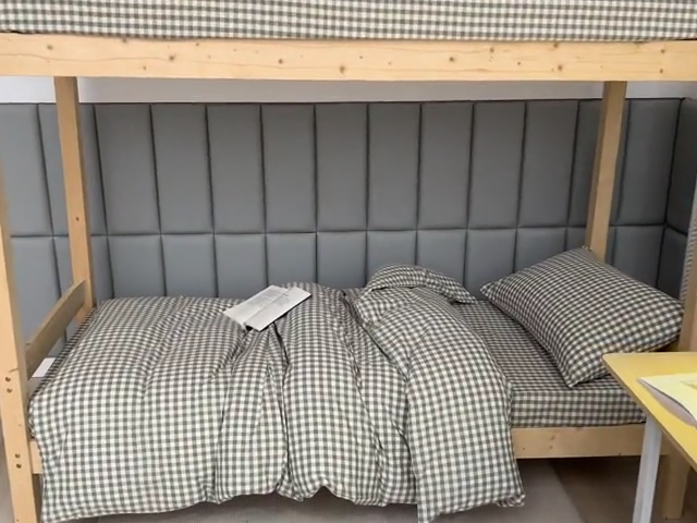 91家纺网 家纺一手货源 找家纺 柠萌家居 2025新品A类全棉色织水洗棉简约条纹格子无印良品风格学生季宿舍上下铺AA版三件套四件套 小绿格