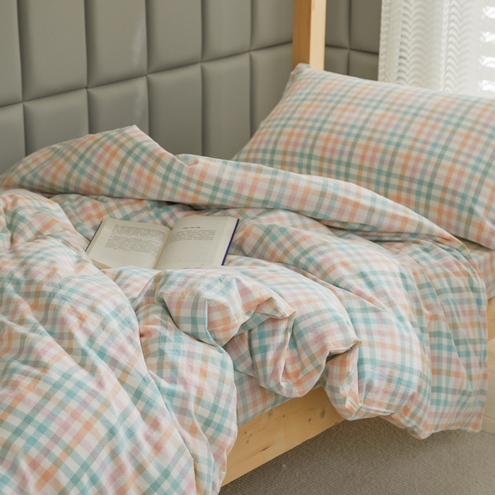 91家纺网 家纺一手货源 找家纺 柠萌家居 2025新品A类全棉色织水洗棉简约条纹格子无印良品风格学生季宿舍上下铺AA版三件套四件套 小彩格