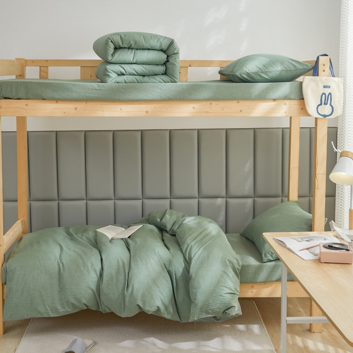 91家纺网 家纺一手货源 找家纺 柠萌家居 2025新品A类全棉色织水洗棉简约条纹格子无印良品风格学生季宿舍上下铺AA版三件套四件套 一抹绿