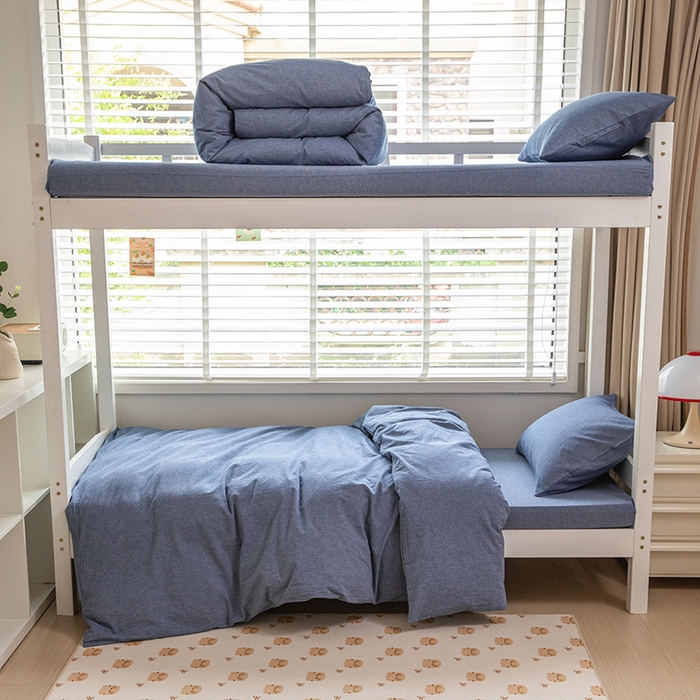 91家纺网 家纺一手货源 找家纺 柠萌家居 2025新品A类全棉色织水洗棉简约条纹格子无印良品风格学生季宿舍上下铺AA版三件套四件套 牛仔蓝