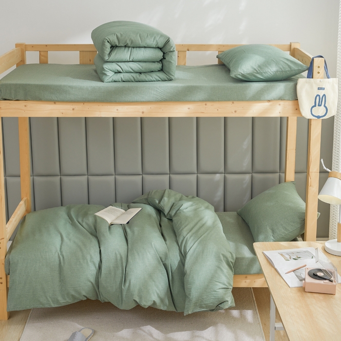 91家纺网 家纺一手货源 找家纺 柠萌家居 2025新品A类全棉色织水洗棉简约条纹格子无印良品风格学生季宿舍上下铺AA版三件套四件套 一抹绿