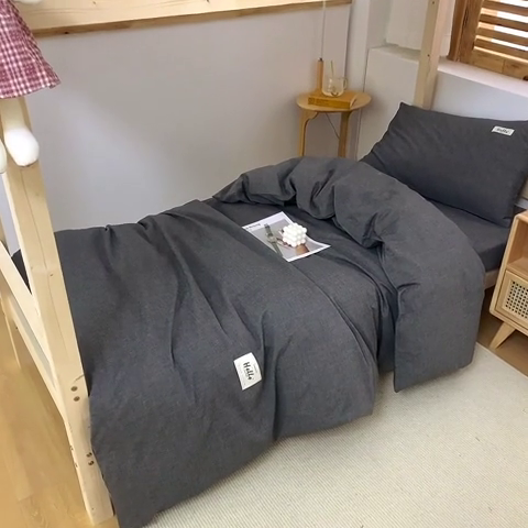 91家纺网 家纺一手货源 找家纺 柠萌家居 2025新品A类全棉色织水洗棉简约条纹格子无印良品风格学生季宿舍上下铺AA版三件套四件套 深灰